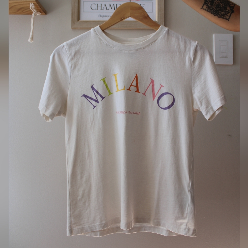 🌟 H&M Graphic T-Shirt 🌟
